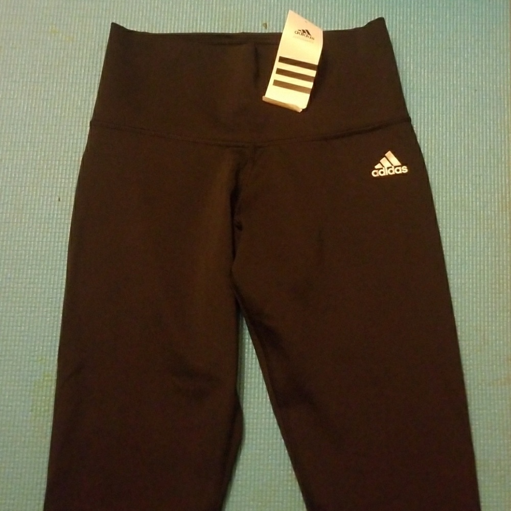 NWT Adidas Crop